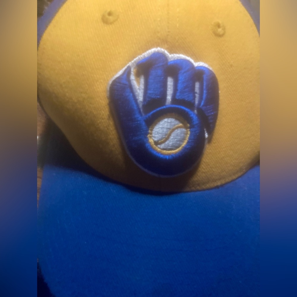 American Needle C-town Collection Milwaukee Brewers Baseball Cap Size 75/8 NWT